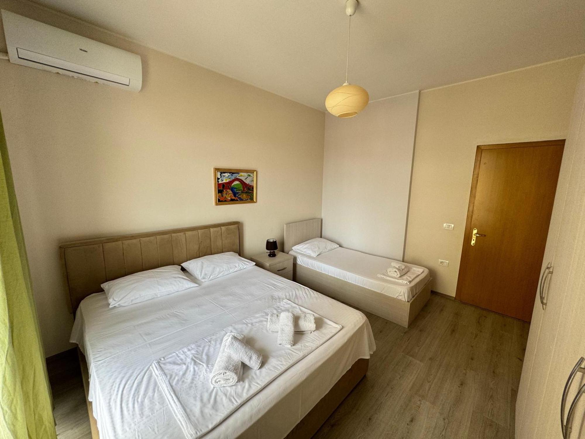 Shkodra Apartments エクステリア 写真